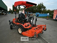 Kubota zitmaaier