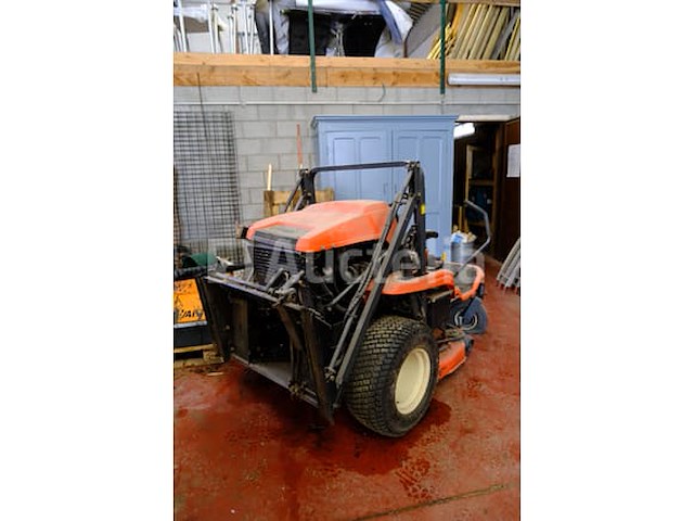 Kubota zitmaaiertractor gzd21hd - afbeelding 15 van  21