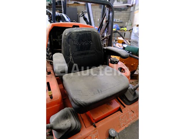 Kubota zitmaaiertractor gzd21hd - afbeelding 19 van  21
