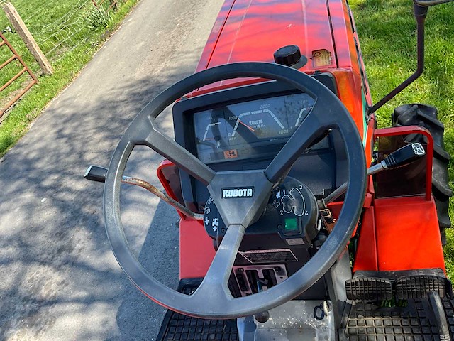 Kubota zl1-185 minitractor - afbeelding 7 van  25