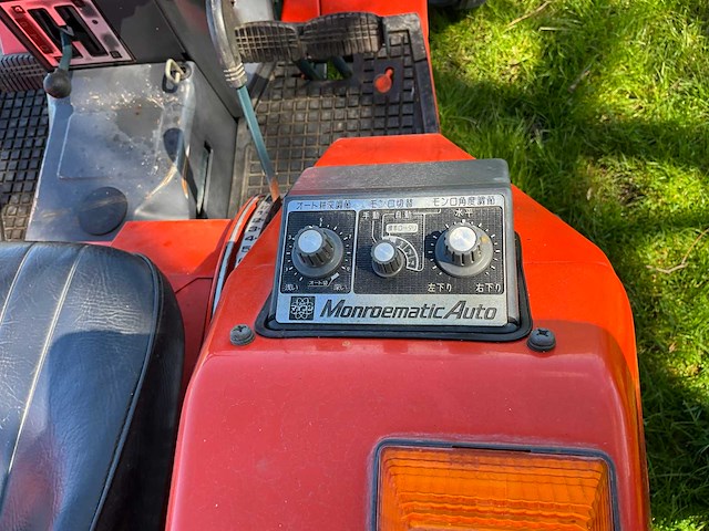 Kubota zl1-185 minitractor - afbeelding 13 van  25
