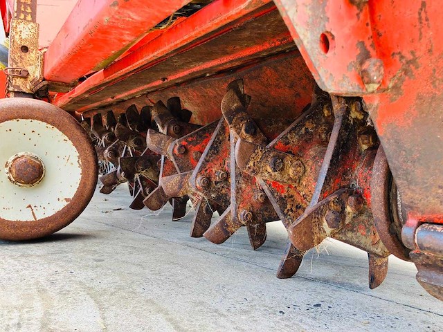 Kuhn - el100n 305 - cultivator - afbeelding 3 van  4