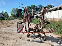 Kuhn gf 8501 mh hydraulisch opklapbare hooischudder - afbeelding 9 van  15