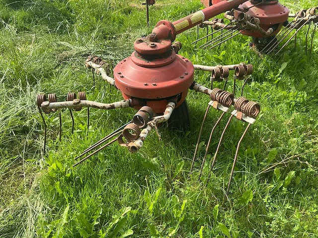 Kuhn grs 25 n hooikeerder - afbeelding 6 van  12