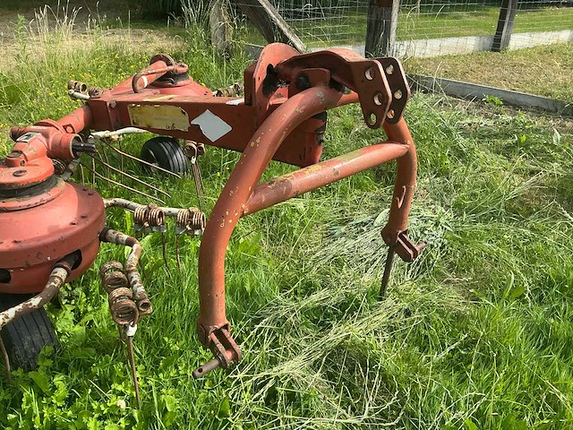 Kuhn grs 25 n hooikeerder - afbeelding 9 van  12
