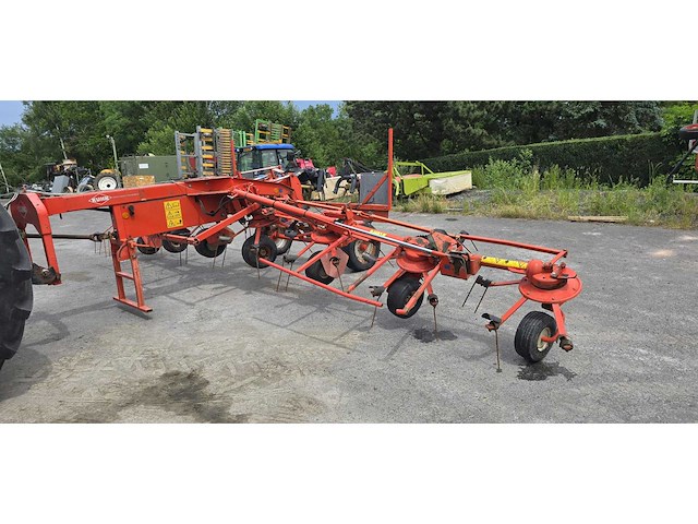 Kuhn moulder - afbeelding 6 van  8