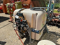 Kuhn oktopus-s gedragen spuitmachine - afbeelding 2 van  4