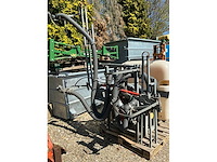 Kuhn oktopus-s gedragen spuitmachine - afbeelding 4 van  4