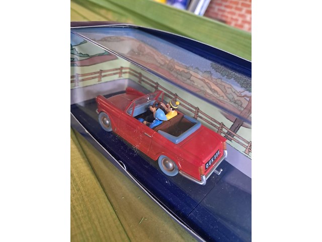 Kuifje auto in doos la triumph herald - afbeelding 3 van  3