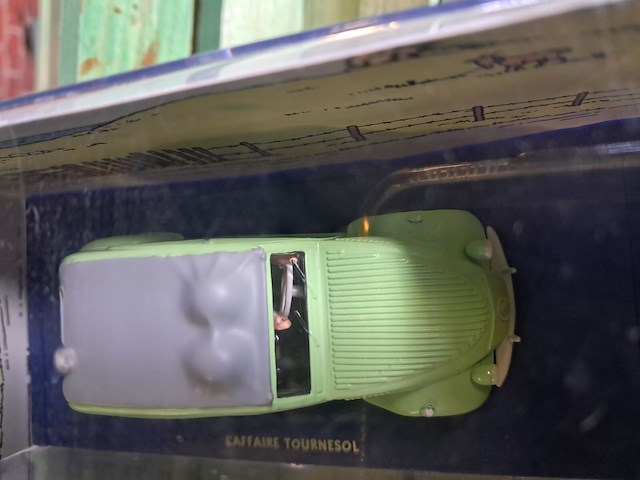 Kuifje auto in doos l'affaire tournesol - afbeelding 4 van  4