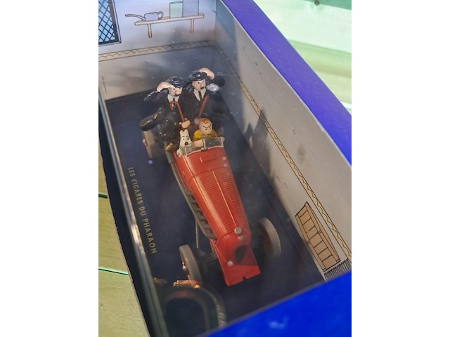 Kuifje auto in doos les cigares du pharaon - afbeelding 4 van  4