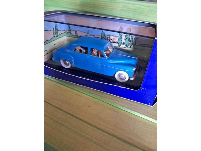 Kuifje auto in doos objectif lune - afbeelding 1 van  4