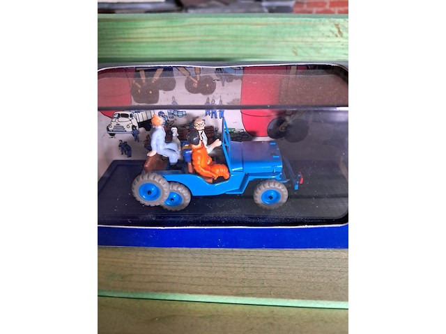 Kuifje auto in doos objectif lune - afbeelding 1 van  4