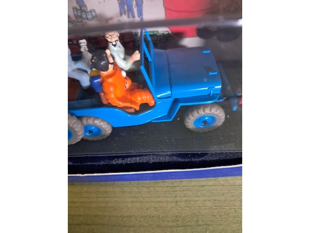 Kuifje auto in doos objectif lune - afbeelding 2 van  4