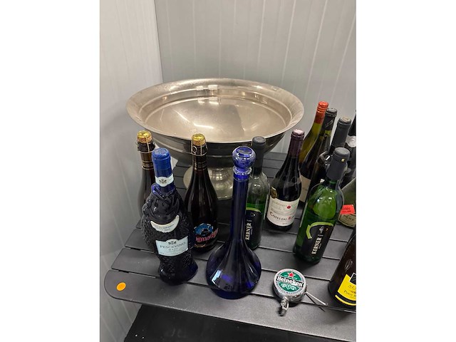 Kuip + oude dranken - afbeelding 2 van  4