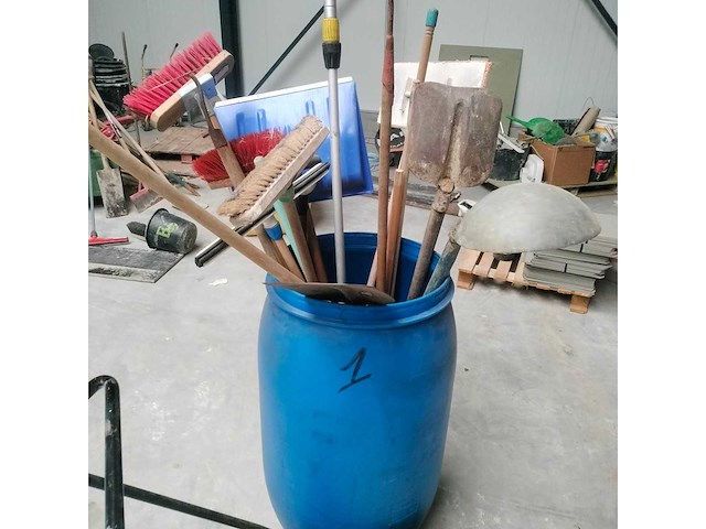 Kuis en bouw materialen + kuismachine - afbeelding 2 van  3