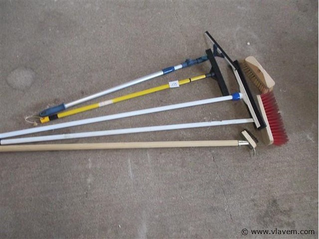 Kuismateriaal - afbeelding 1 van  2