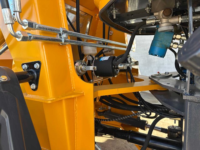 Kul - 2025 - zl936 - shovel - afbeelding 10 van  31