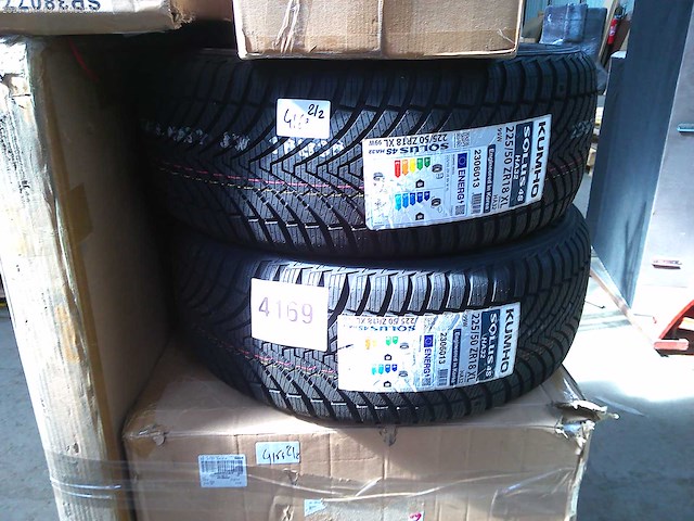 Kumho solus 4s ha32 225/50 zr18 99w xl 3pmsf (x2) - afbeelding 3 van  3