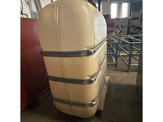 Kunsstoftank 1500 liter werit - afbeelding 2 van  6