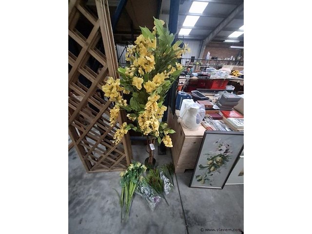 Kunstbloemen - afbeelding 1 van  2