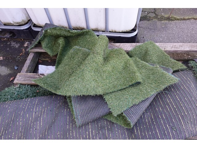 Kunstgras - afbeelding 3 van  4