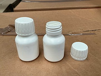 Kunstof fles met dop (2x) - afbeelding 2 van  2