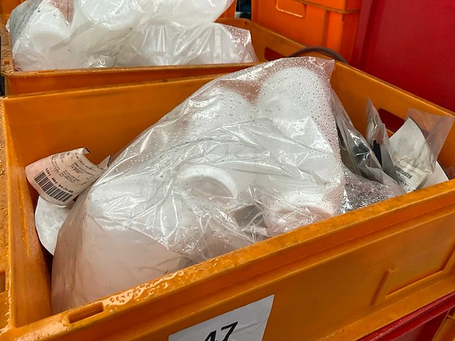 Kunstof stapelbakken met inhoud (38x) - afbeelding 5 van  8