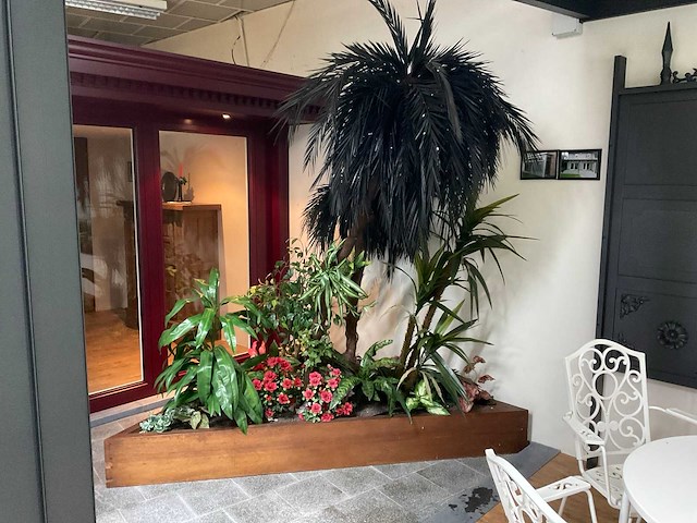 Kunstplanten met plantenbak - afbeelding 1 van  3