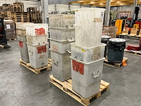 Kunststof afvalemmers & prullenbakken (16x) - afbeelding 3 van  3