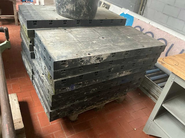 Kunststof bekistingspaneel (19x) - afbeelding 1 van  4