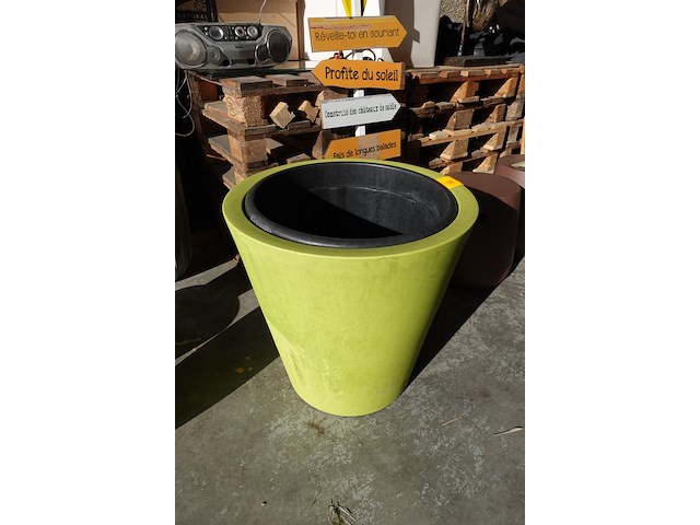 Kunststof bloempot - afbeelding 2 van  2