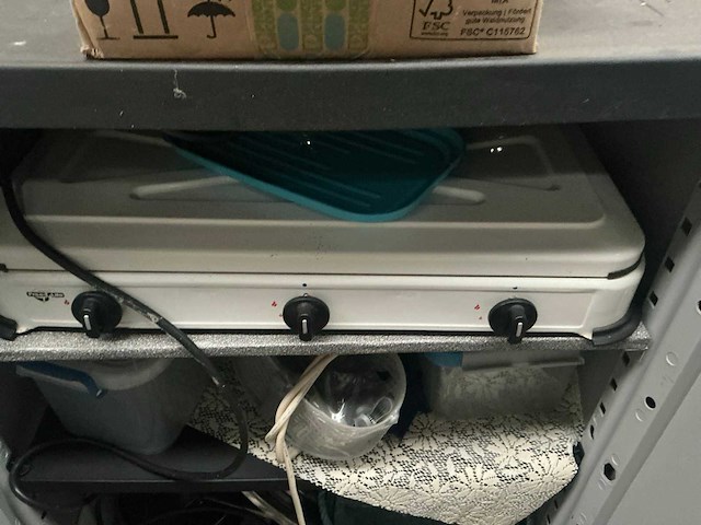 Kunststof campingbox - afbeelding 3 van  4