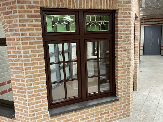 Kunststof draai/kiepraam - afbeelding 1 van  7