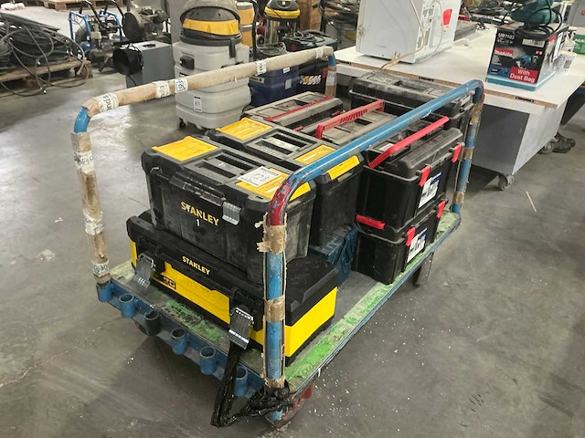 Kunststof gereedschapskoffer (10x) - afbeelding 1 van  3