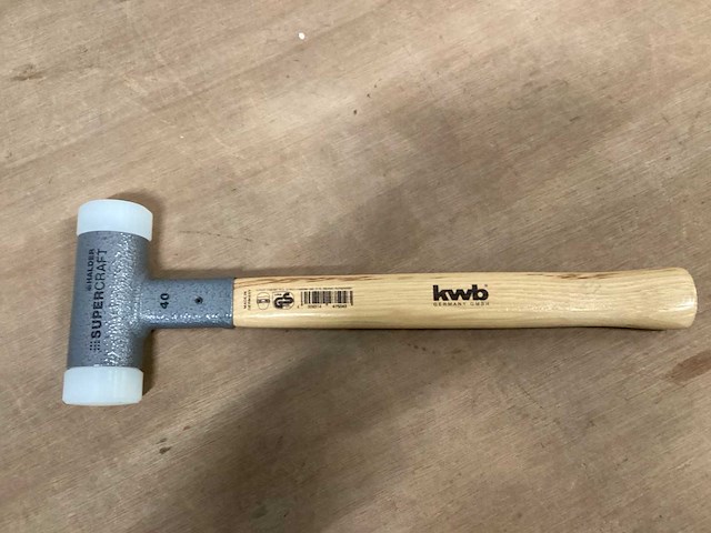 Kunststof hamer met houten steel (15x) - afbeelding 1 van  4