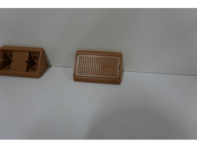 Kunststof hoekverbinders 43x22mm, 10 dozen - afbeelding 3 van  5