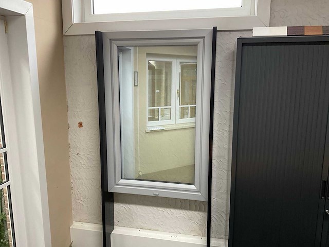 Kunststof kozijn (2x) - afbeelding 1 van  1