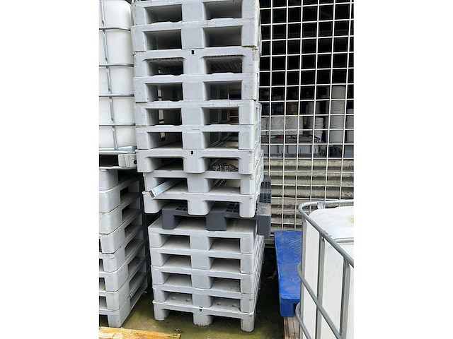 Kunststof pallet (30x) - afbeelding 5 van  5