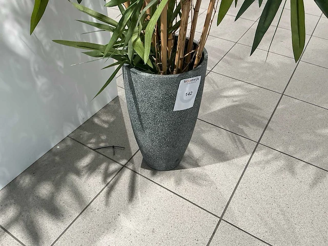 Kunststof plant - afbeelding 3 van  3