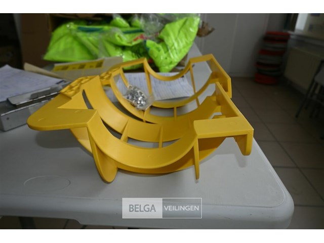 Kunststof schroefbescherming - afbeelding 2 van  6