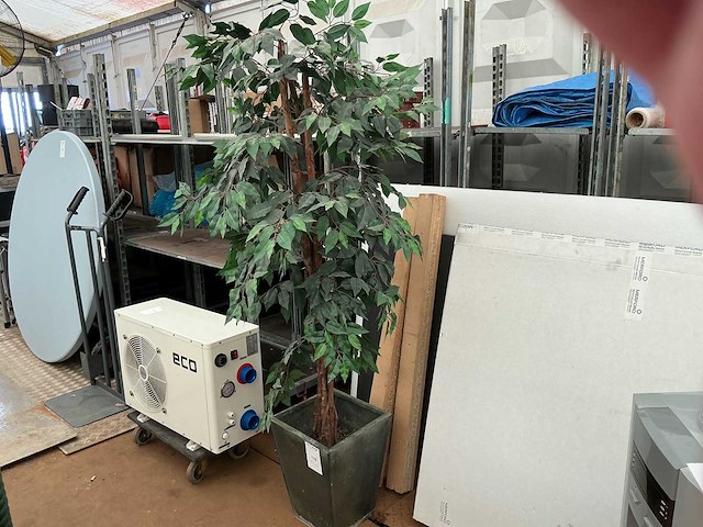 Kunststof sierboom - afbeelding 1 van  3
