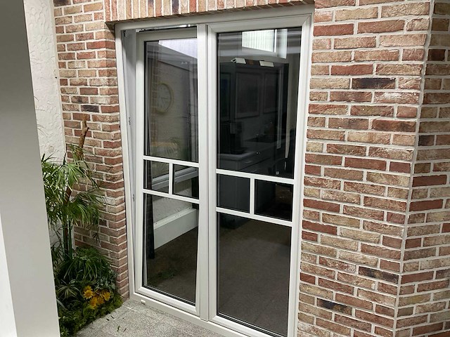 Kunststof stolpkozijn - afbeelding 1 van  4