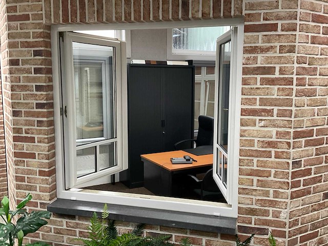 Kunststof stolpkozijn - afbeelding 1 van  1