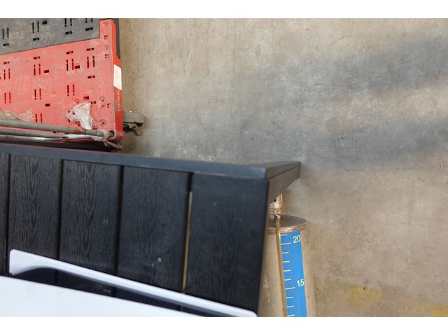 Kunststof tafel - afbeelding 3 van  8