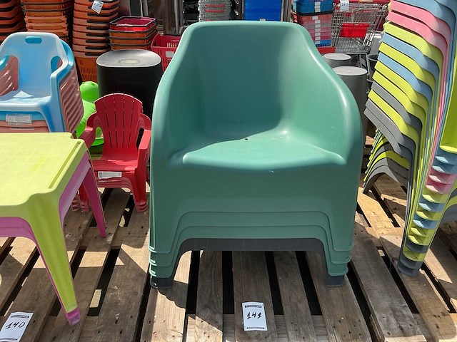 Kunststof tuinstoelen (4x) - afbeelding 1 van  3