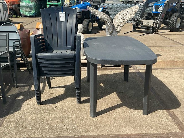Kunststof tuintafel+stoelen - afbeelding 1 van  3