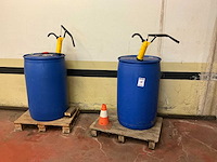 Kunststof vaten met pomp (2x) - afbeelding 1 van  3