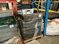 Kunststof voeten voor bouwhekken (ca. 25x) - afbeelding 1 van  3