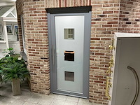 Kunststof voordeur - afbeelding 1 van  5